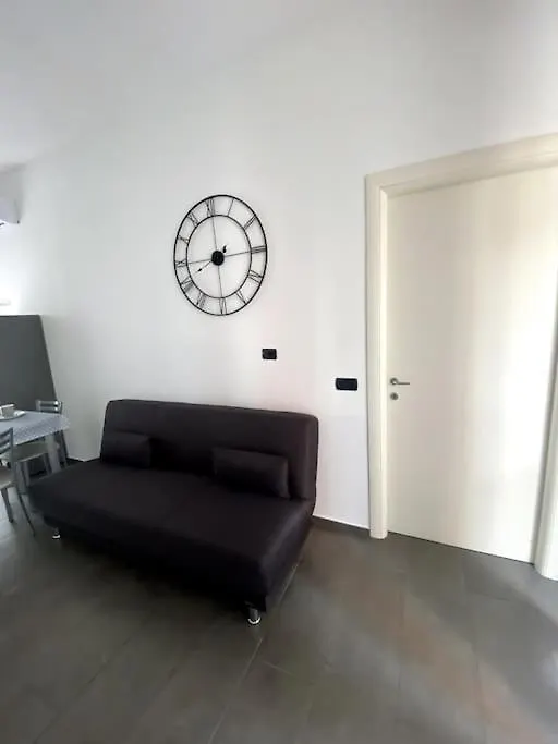 Nice House Luminoso Con Terrazzo Gallarate